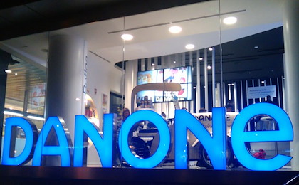 Danone progresse en Bourse après un début d'exercice un brin meilleur que prévu