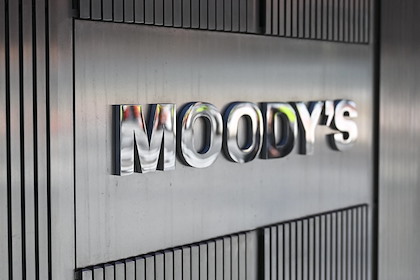 Moody's épargne la France, maintient sa note inchangée et croit à une réduction du déficit