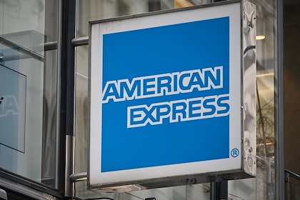 American Express relève son objectif annuel après des résultats supérieurs aux attentes