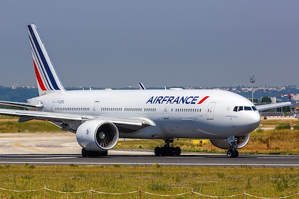 Air France-KLM recule en Bourse après la dégradation de Barclays