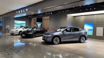 Tesla rebondit au premier trimestre, mais son pari à 25 milliards d'investissements fait déjà douter