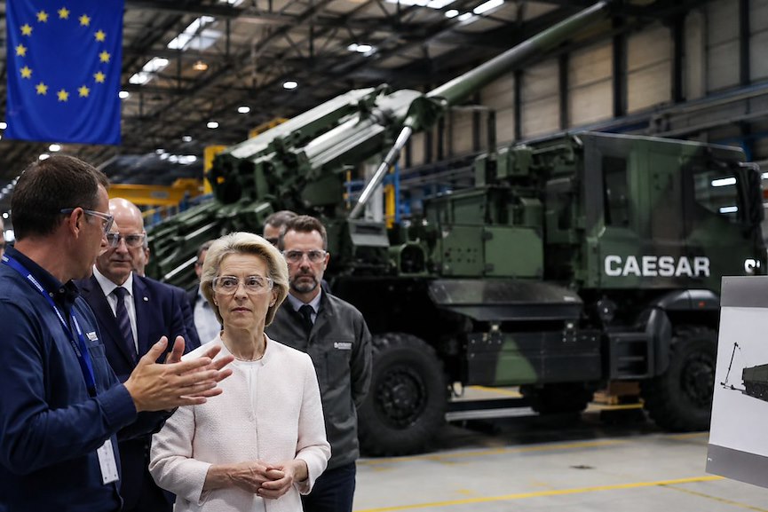 Van der Leyen Defense canon Caesar